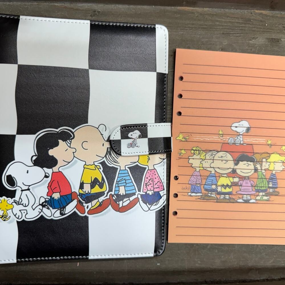 Peanuts Snoopy A5 Binder w/ matching paper